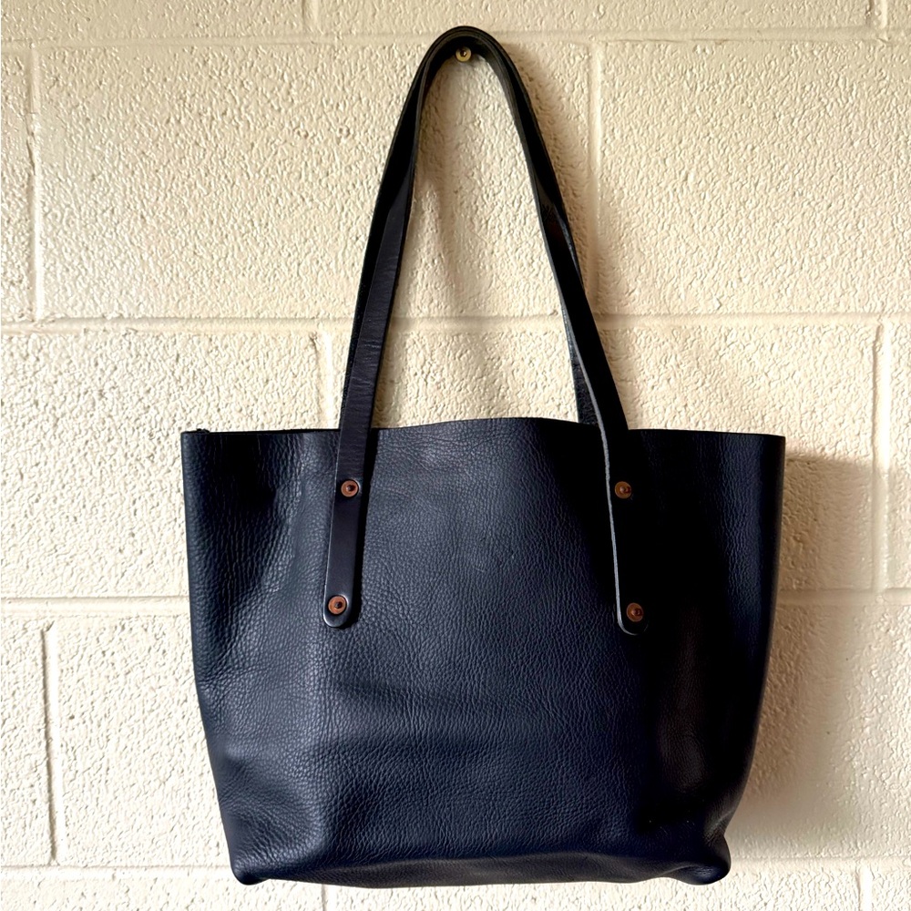 Go Forth Goods GFG Avery Leather Tote Bag Med 12”x11”x5” Black Soft Pebbled